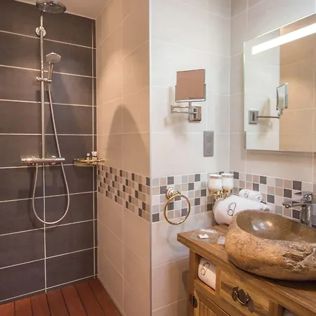 Des Quinconces Centre Hotell