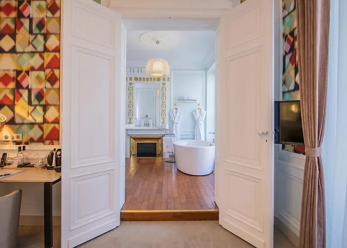 Des Quinconces Centre 5*