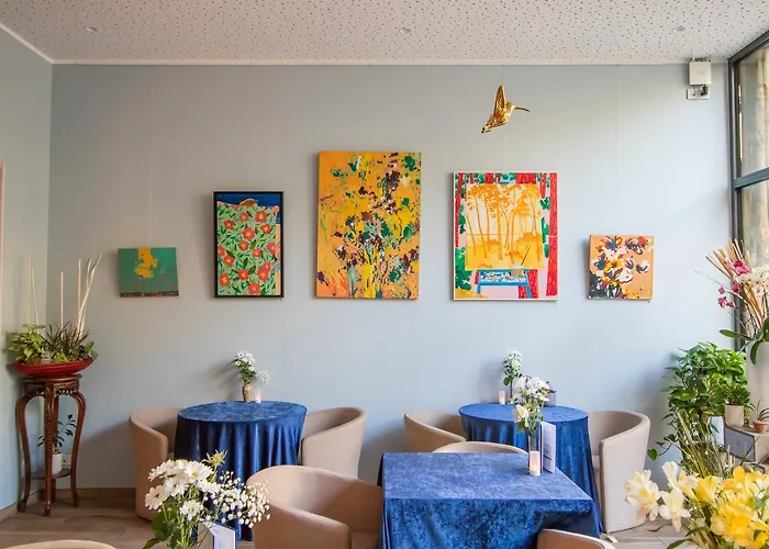 Otel Des Quinconces Centre 5*