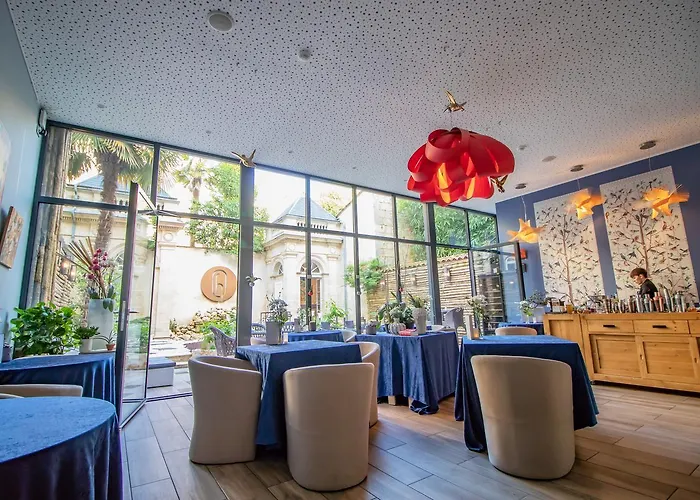 Des Quinconces Centre 5*