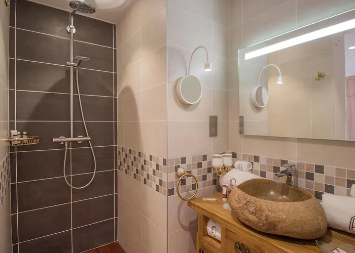 Des Quinconces Centre 5*