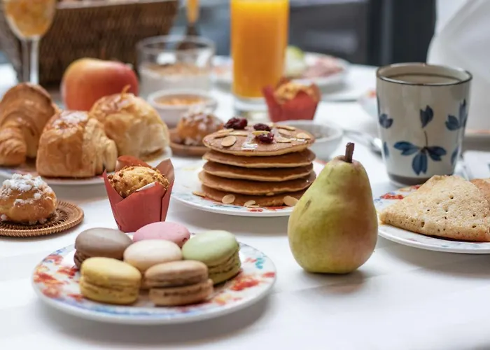 Des Quinconces Centre Hotell 5*