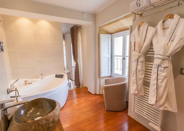 Des Quinconces Centre Hotell