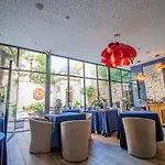 Des Quinconces Centre 5*