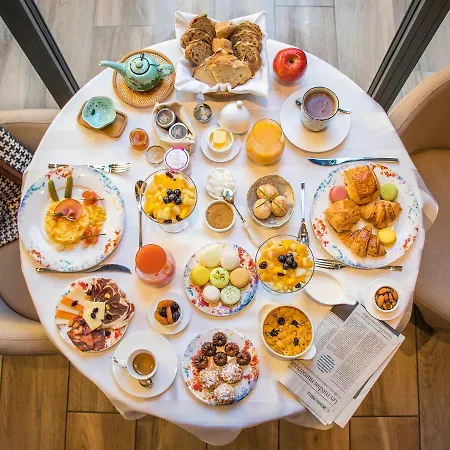 מלון Des Quinconces Centre