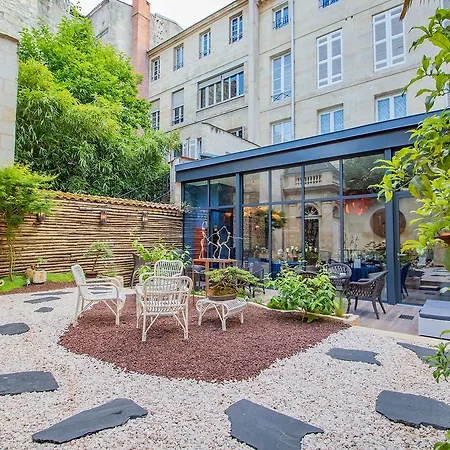 מלון Des Quinconces Centre