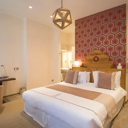 Des Quinconces Centre