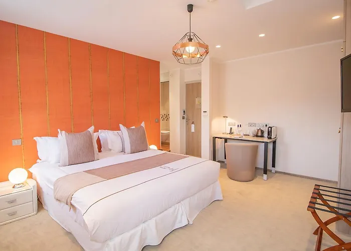 Des Quinconces Centre 5*