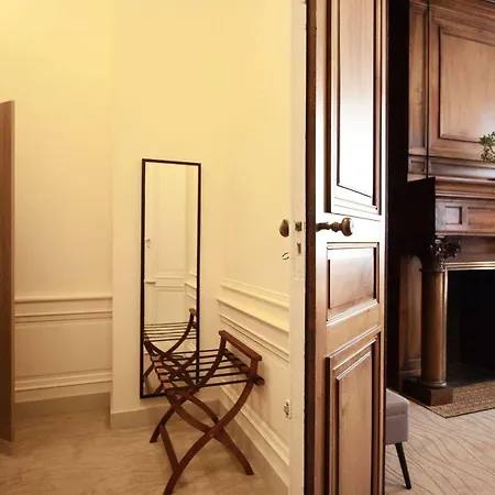 Hotel Des Quinconces Centre 5*