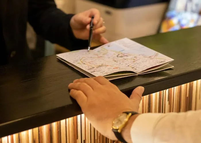 Des Quinconces Centre